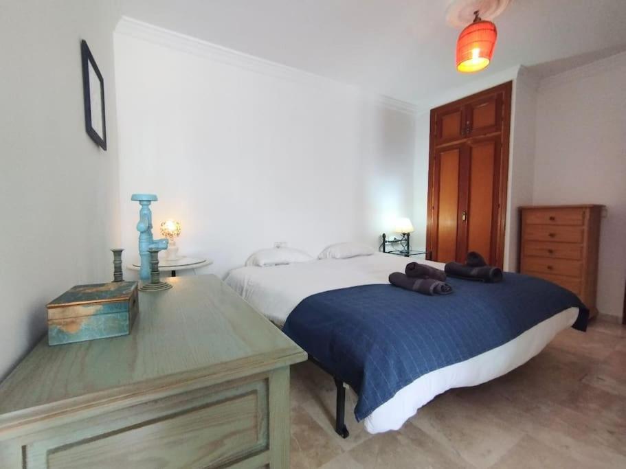 Beautiful 2 Bedroom In Calle Carabeo, Nerja Exterior foto
